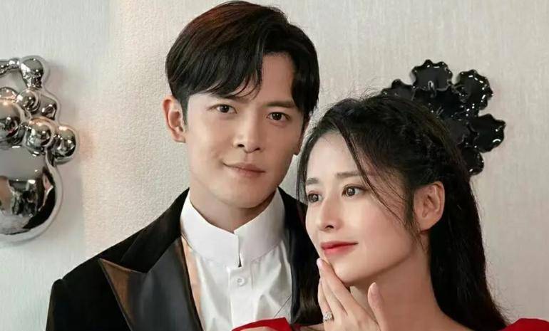 各玩各的、日常出轨、同居20年不领证坚持aaj9九游真人游戏第一品牌最奇葩5对明星夫妇：(图6)